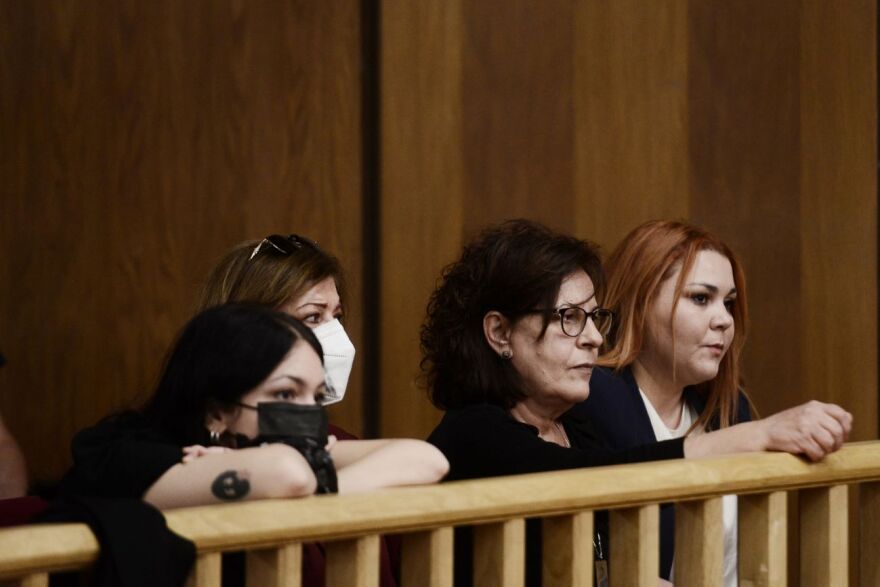 Δίκη Χρυσής Αυγής: «Ο δολοφόνος αγκάλιασε τον Παύλο και τον μαχαίρωσε» κατέθεσε η Μάγδα Φύσσα