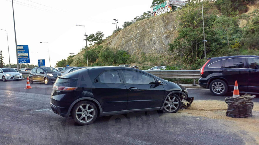 Θεσσαλονίκη: Σοβαρό τροχαίο στον Περιφερειακό - Δύο τραυματίες και ουρές χιλιομέτρων