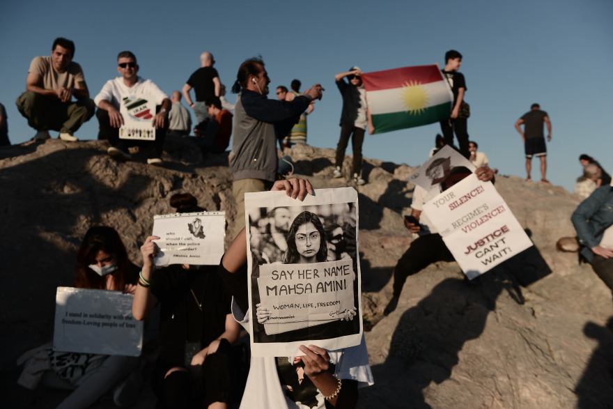 Διαμαρτυρία Ιρανών στην Ακρόπολη - Δείτε φωτογραφίες