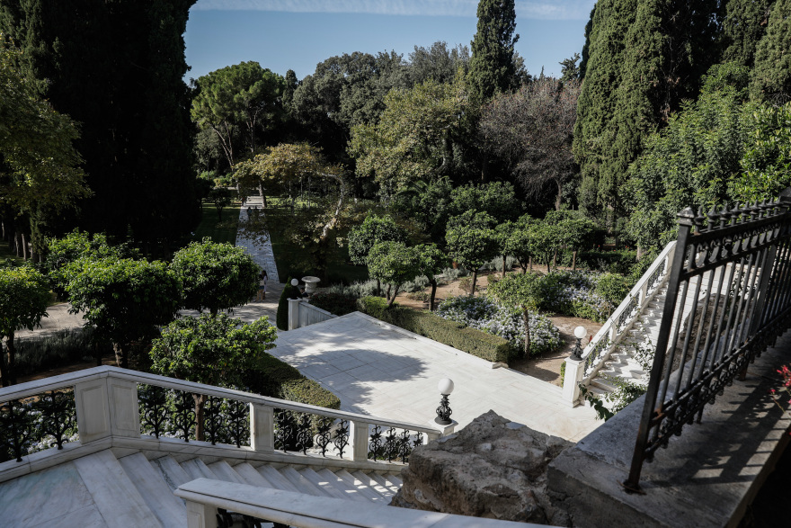 Προεδρικό Μέγαρο: Παρουσία Σακελλαροπούλου και με μεγάλη προσέλευση άνοιξε και πάλι ο κήπος