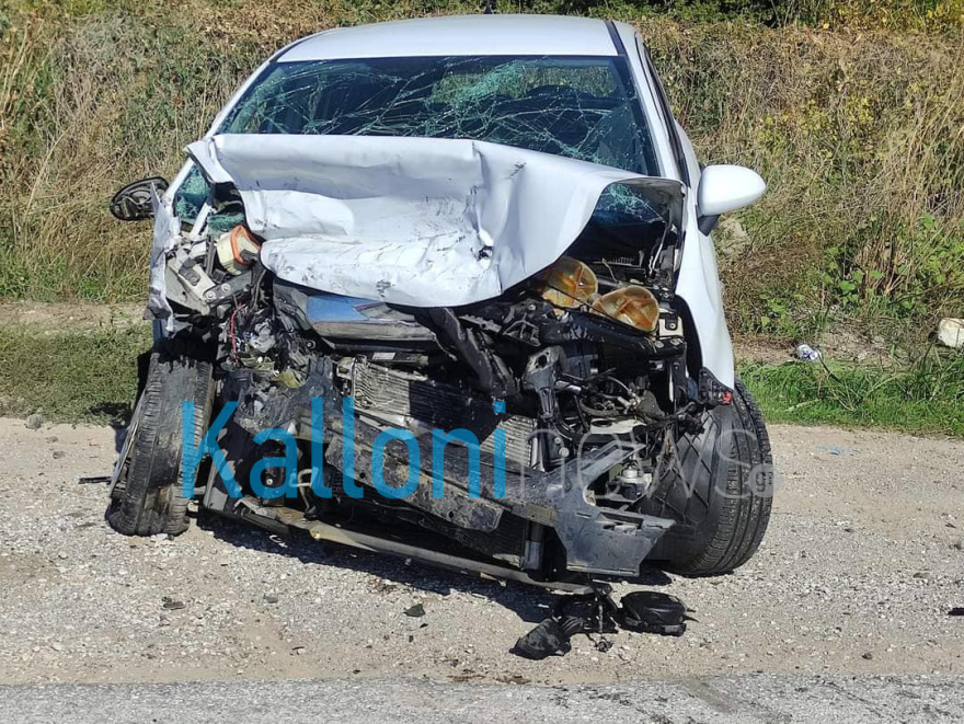 Λέσβος: ΙΧ επιχείρησε προσπέραση και συγκρούστηκε με διερχόμενα οχήματα - Ένας νεκρός