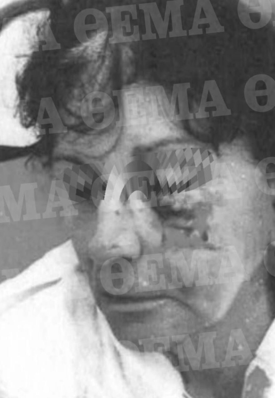 Αίγινα: Βίντεο-ντοκουμέντο από τον άγριο ξυλοδαρμό του ξενοδόχου και της 67χρονης μητέρας του