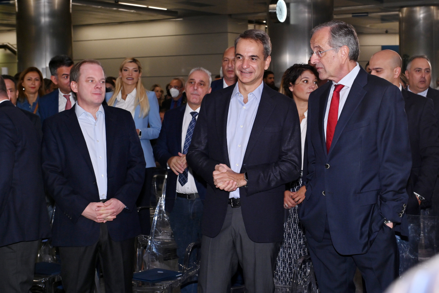 Εγκαίνια του μετρό στον Πειραιά - Μητσοτάκης: Εμείς παραδίδουμε έργα, κάποιοι παρουσίαζαν μουσαμάδες 