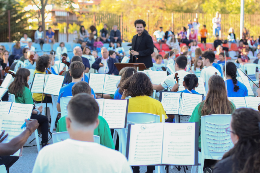 Βόρεια Εύβοια: Η μουσική έφερε την ελπίδα - Το Μέγαρο Μουσικής Αθηνών και ο Αλκίνοος Ιωαννίδης στο πλευρό των πυρόπληκτων