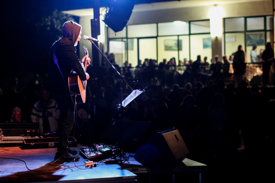 Βόρεια Εύβοια: Η μουσική έφερε την ελπίδα - Το Μέγαρο Μουσικής Αθηνών και ο Αλκίνοος Ιωαννίδης στο πλευρό των πυρόπληκτων