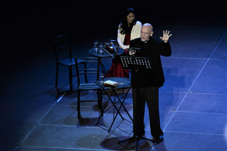 Τζον Μάλκοβιτς: «Ναι» στον αγώνα της Ελλάδας για την επιστροφή των Γλυπτών του Παρθενώνα