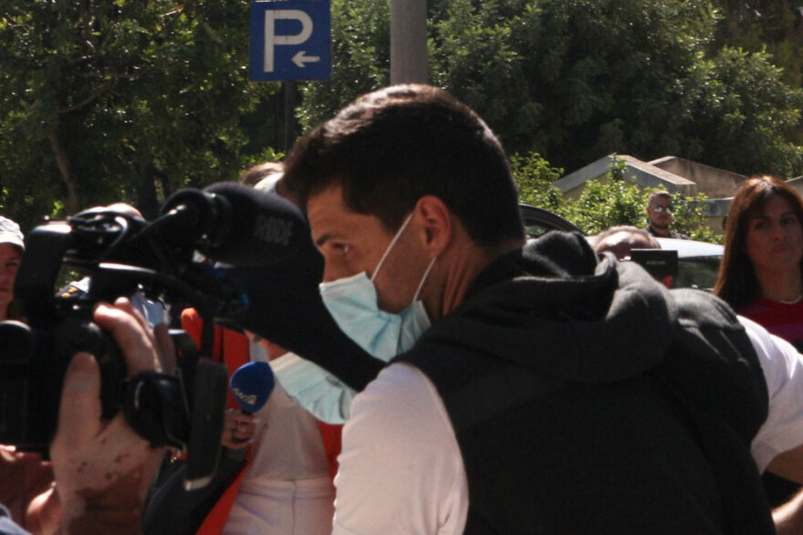 Κολωνός: Ο 53χρονος που εξέδιδε την 12χρονη είχε φτιάξει ειδικό προφίλ σε εφαρμογή γνωριμιών