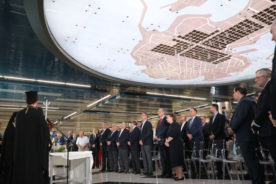 Εγκαίνια του μετρό στον Πειραιά - Μητσοτάκης: Εμείς παραδίδουμε έργα, κάποιοι παρουσίαζαν μουσαμάδες 