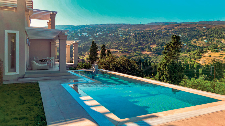 Τόνια Βασιλόπουλου: Φθινοπωρινή εξόρμηση στην Άνδρο 