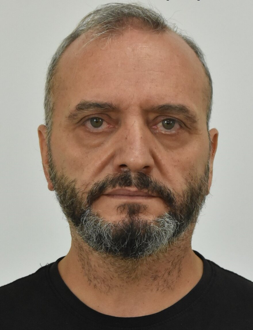 Βιασμός 12χρονης στον Κολωνό: Η καλοστημένη επιχείρηση κάλυψης των ιχνών του 53χρονου - Αλλού παρέδιδε την 12χρονη, αλλού την παραλάμβανε