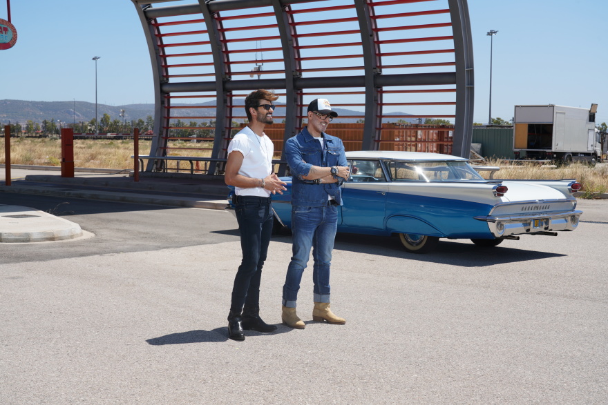 GNTM 5: Η Μαίρη Βιτινάρος πηγαίνει με τα κορίτσια για μπόουλινγκ