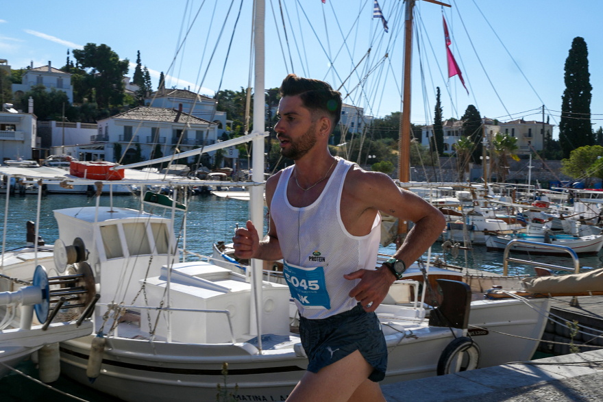 Το 11ο Spetses Mini Marathon ξεπέρασε κάθε προσδοκία