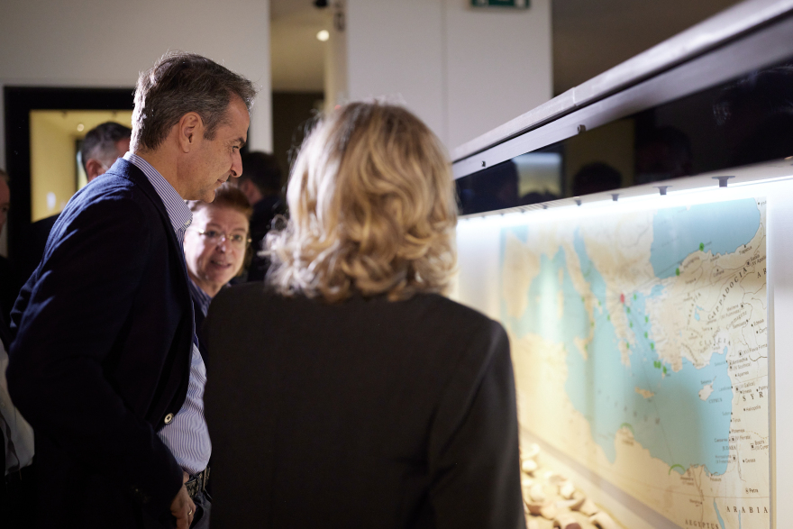 Μητσοτάκης: Στα αρχαία ανάκτορα και το μουσείο της Πέλλας - «Μοναδικός προορισμός η Μακεδονία»