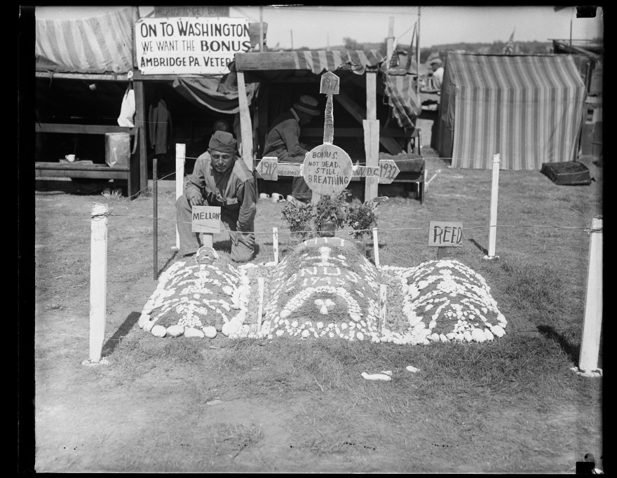 «Αmsterdam»: Η άγνωστη συνωμοσία των ισχυρών της Wall Street για ν' ανατρέψουν τον Ρούσβελτ