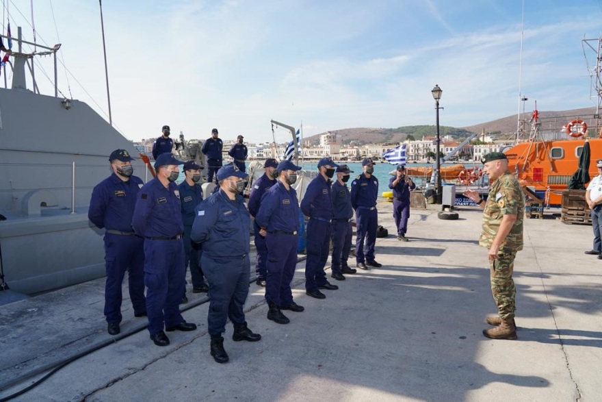Σε Χίο, Οινούσσες, Παναγιά και Ψαρρά ο αρχηγός ΓΕΕΘΑ - Εντολές για «συνεχή επαγρύπνηση»