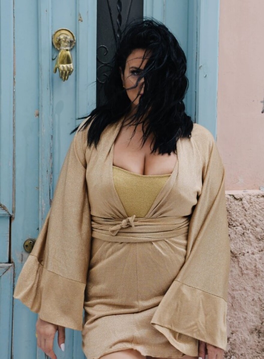 Ο Nικόλας Μαλακοδήμος διαψεύδει ότι συνελήφθη στενή συνεργάτις της Δήμητρας Κατσαφάδου για τη διάρρηξη