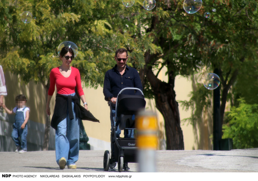 Γιώργος Πυρπασόπουλος: Φωτογραφίες με τη σύζυγό του και την 7 μηνών κόρη τους