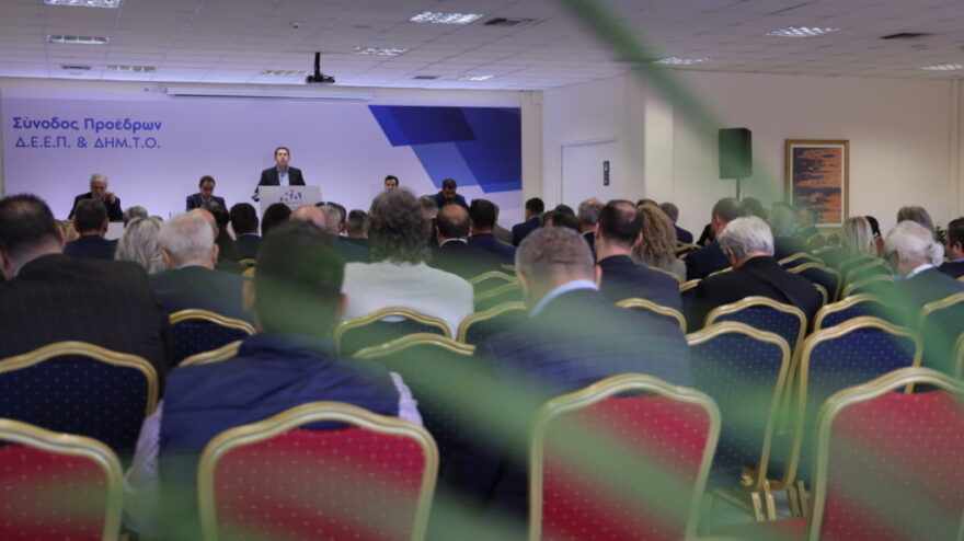 Μεταναστευτικό - Μηταράκης: «Η πολιτική των ανοιχτών συνόρων μετέτρεψε τη χώρα σε αποθήκη ψυχών»