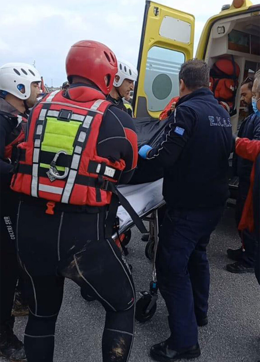 Κακοκαιρία στην Κρήτη: Μητέρα δύο παιδιών η 49χρονη που παρασύρθηκε από τα ορμητικά νερά και πέθανε στην Αγία Πελαγία