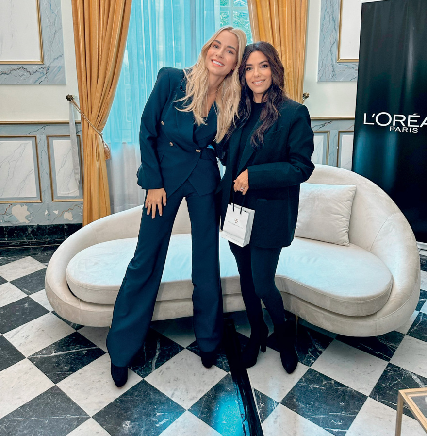 Στο Παρίσι με τη Δούκισσα Νομικού: «Η πίστη στις αξίες μου είναι η δύναμή μου»