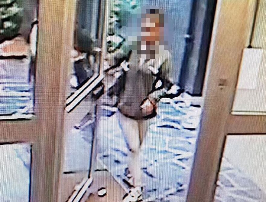 Θρίλερ στο Παρίσι με τον φόνο 12χρονης: Κάμερα κατέγραψε τη γυναίκα που πιστεύεται ότι τη σκότωσε