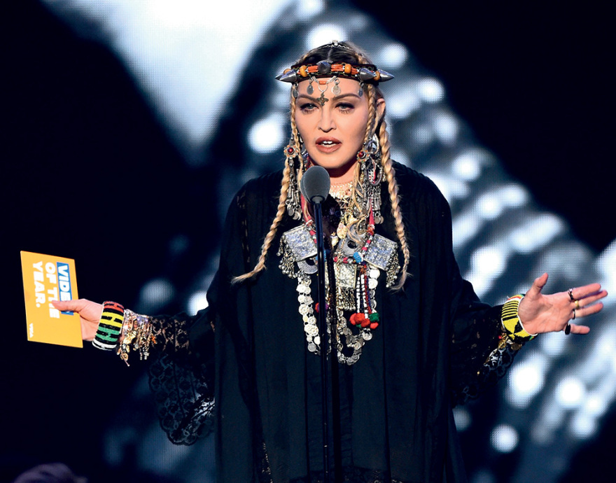 Madonna: Ενα αστέρι πέφτει, πέφτει...