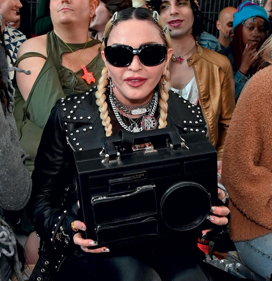 Madonna: Ενα αστέρι πέφτει, πέφτει...