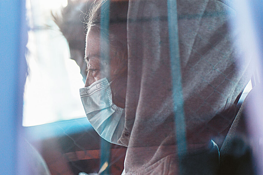 Βιασμός 12χρονης: «Με 120 ευρώ θα έχεις ό,τι θες...»,  έγραφε ο Μίχος στους «πελάτες»