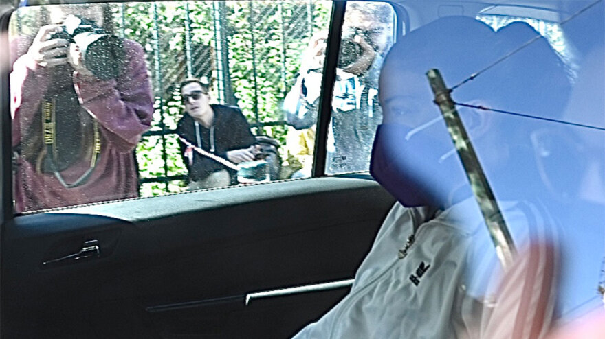 Βιασμός 12χρονης: Έφτασε στον ανακριτή η μητέρα της - Τι υποστήριξαν οι τρεις κατηγορούμενοι