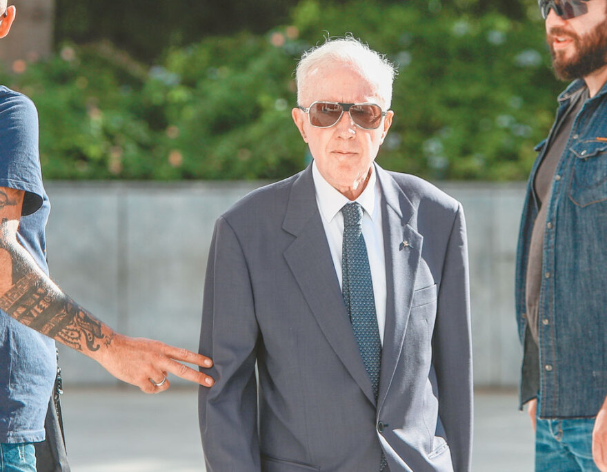 Κώστας Πλεύρης: Από τη χούντα στη Χρυσή Αυγή - Η ιστορία  μιας αποκτήνωσης