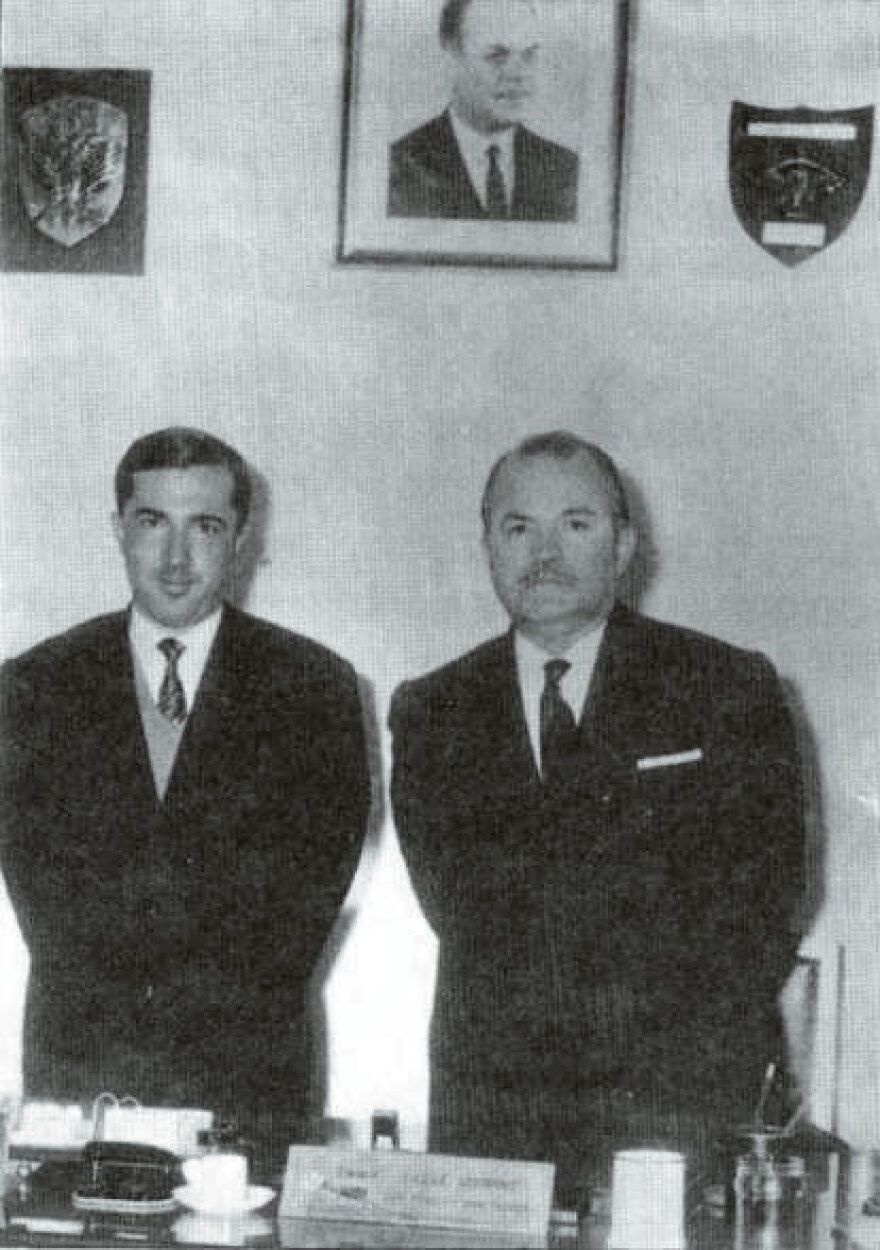 Κώστας Πλεύρης: Από τη χούντα στη Χρυσή Αυγή - Η ιστορία  μιας αποκτήνωσης