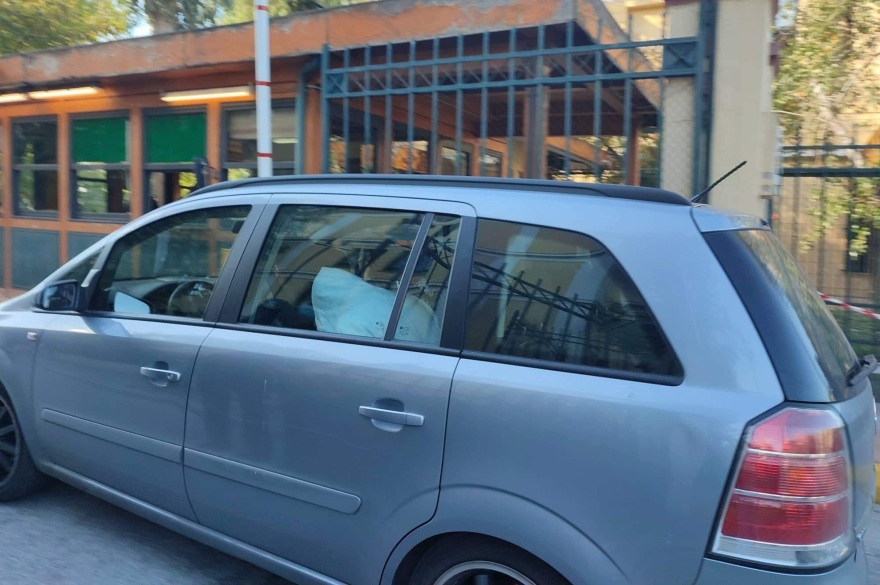 Βιασμός 12χρονης: Έφτασε στον ανακριτή η μητέρα της - Τι υποστήριξαν οι τρεις κατηγορούμενοι