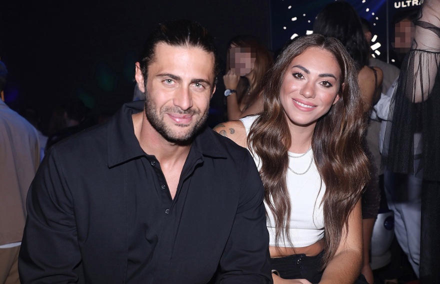 Κωνσταντίνος Βασάλος και Ευρυδίκη Βαλαβάνη στα γενέθλια της Σόφης Πασχάλη