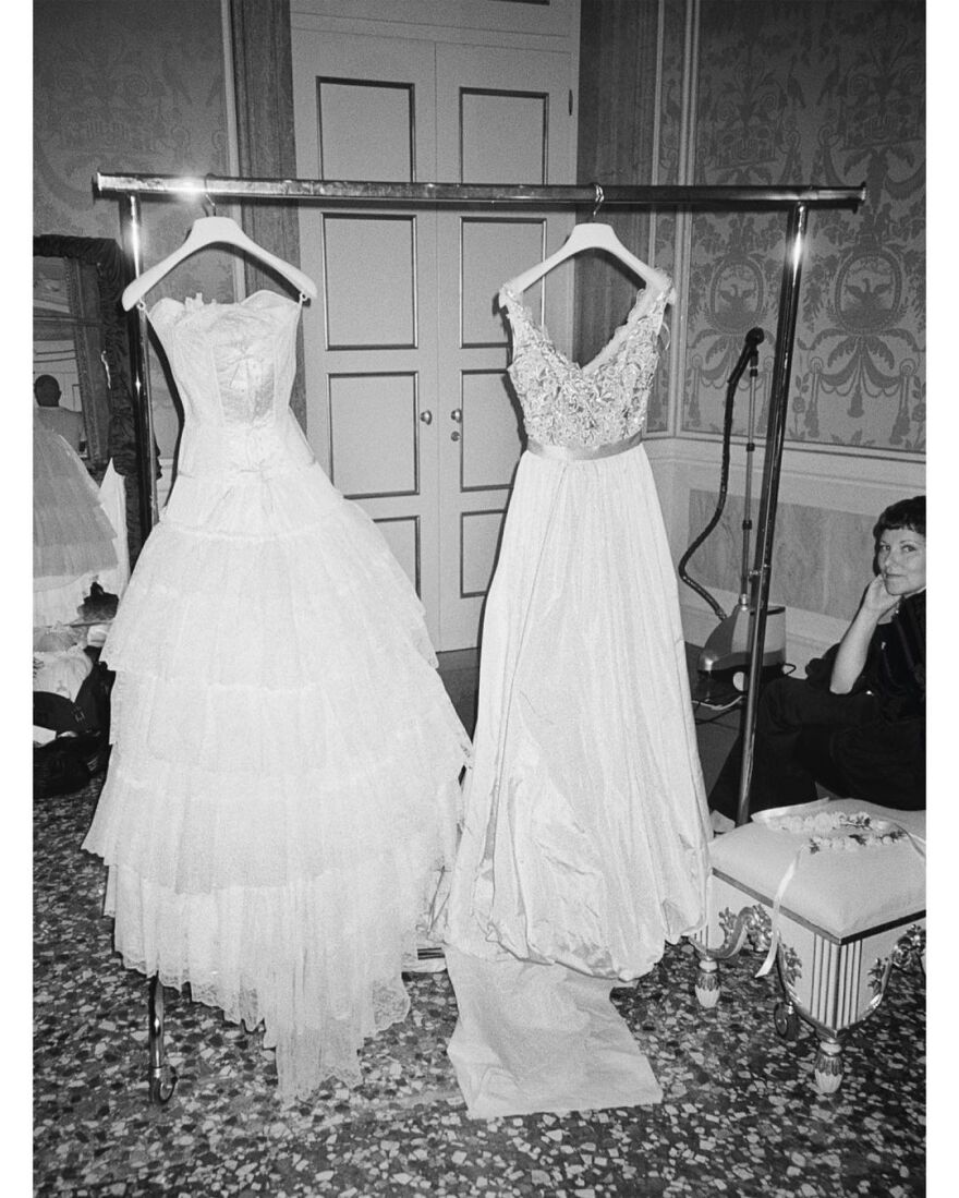 Σάλμα Χάγιεκ: Αδημοσίευτες φωτογραφίες του γάμου της με τον Φρανσουά-Ανρί Πινό