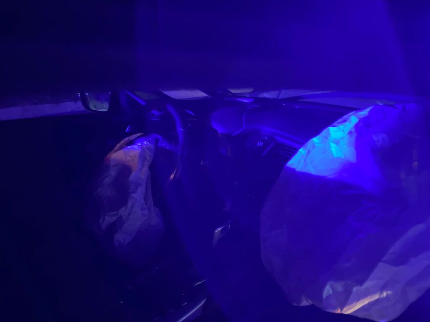 Τροχαίο ατύχημα - Πέτρος Δούκας: Συγκρούστηκε με αγριογούρουνο, «σμπαράλια» το αυτοκίνητο (φωτογραφίες)