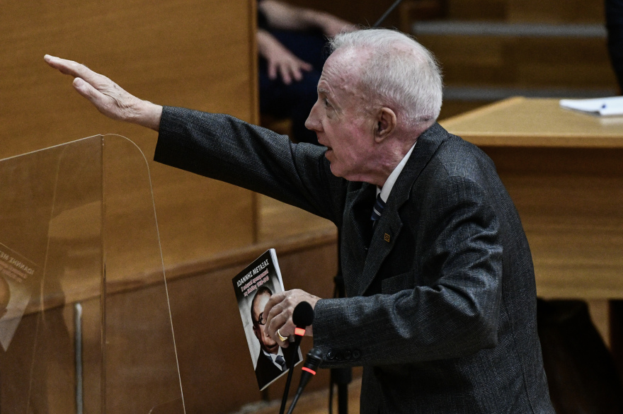 Κ. Πλεύρης: Η απάντηση της εγγονής του Ιωάννη Μεταξά στις αναφορές του για τον ναζιστικό χαιρετισμό