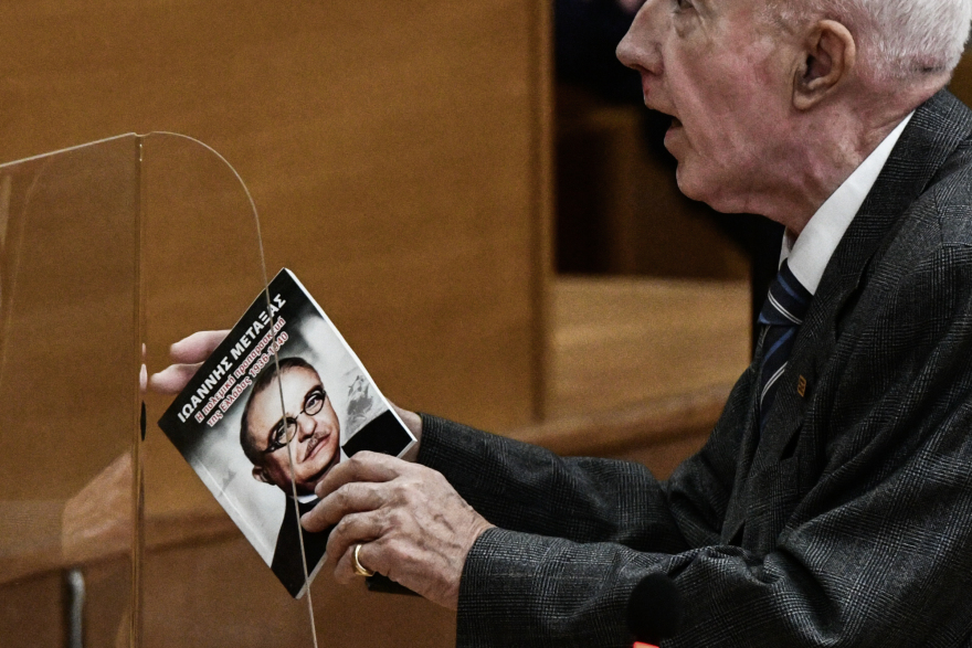 Κ. Πλεύρης: Η απάντηση της εγγονής του Ιωάννη Μεταξά στις αναφορές του για τον ναζιστικό χαιρετισμό