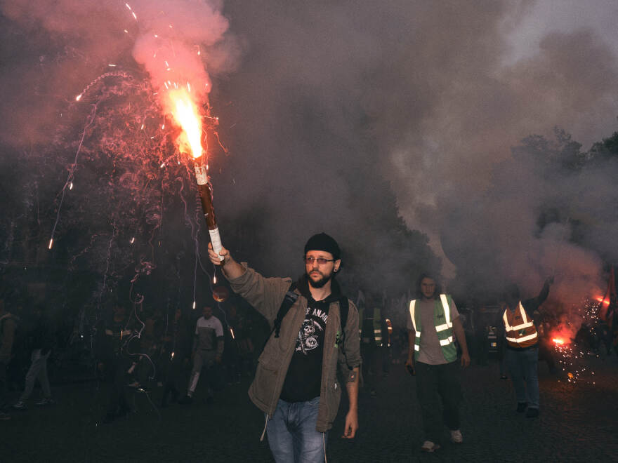 Γαλλία: Επεισόδια σε διαδήλωση στο Παρίσι για τους μισθούς - Έξι συλλήψεις