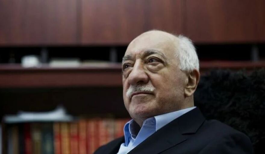 Γκιουλέν, ο «τέλειος εχθρός» του Ερντογάν: Πώς τον χρησιμοποίησε για ξηλώσει τους αντιπάλους του μέσα στην Τουρκία