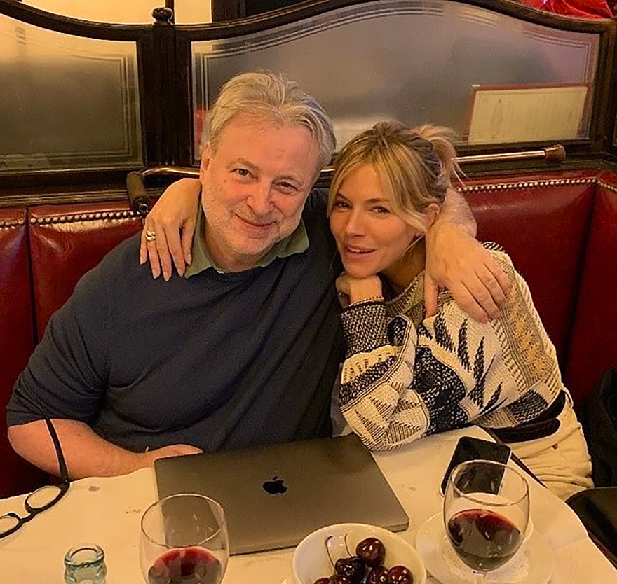 Κηθ ΜακΝάλι: Ο εστιάτορας που «ξεμπρόστιασε» τον Τζέιμς Κόρντεν - Η μυθιστορηματική ζωή του