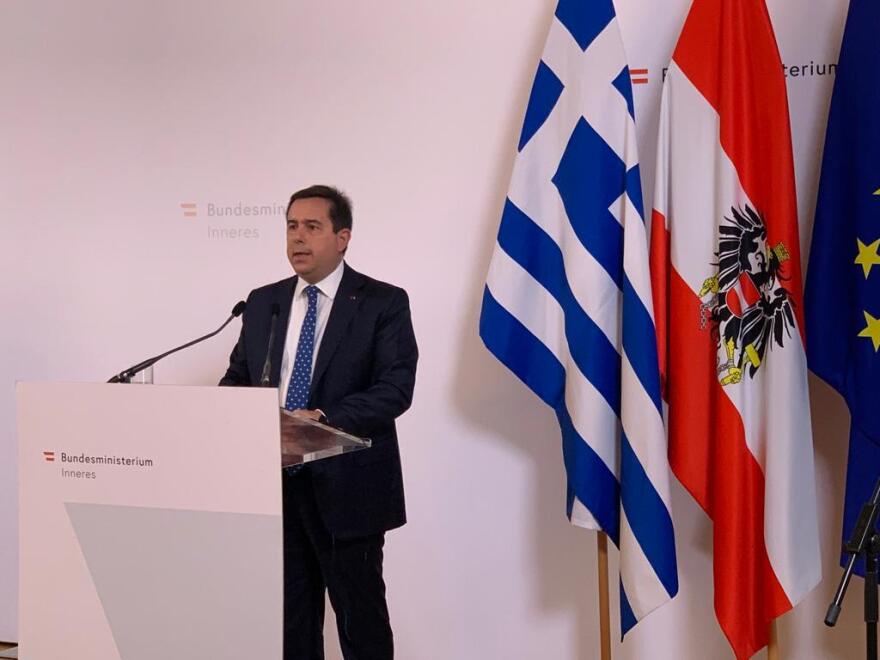 Τον Μεγαλόσταυρο του Τάγματος της Αυστρίας έλαβε ο Νότης Μηταράκης στη Βιέννη