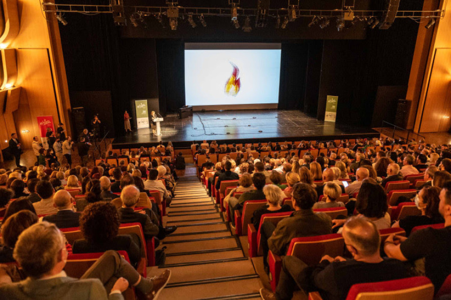 «Φλόγα»: Γιόρτασε τα 40 χρόνια «αγκαλιάς» στα παιδιά με καρκίνο