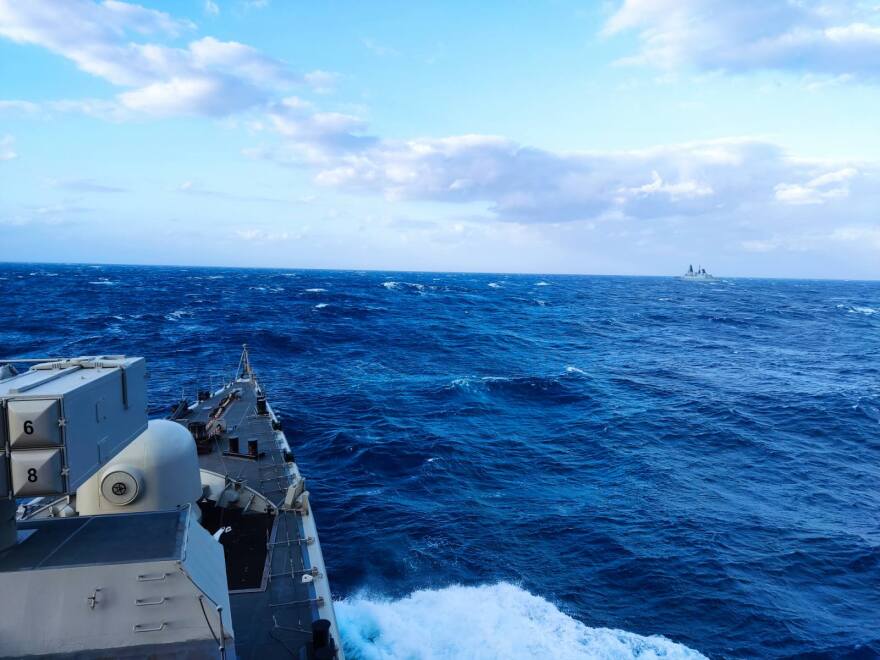 Συνεκπαίδευση της φρεγάτας «Έλλη» με το βρετανικό αντιτορπιλικό «Defender»