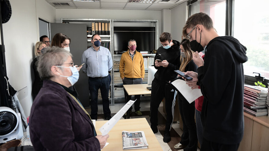 Οι μαθητές της Σχολής Μωραΐτη «τύπωσαν» το δικό τους Πρώτο Θέμα