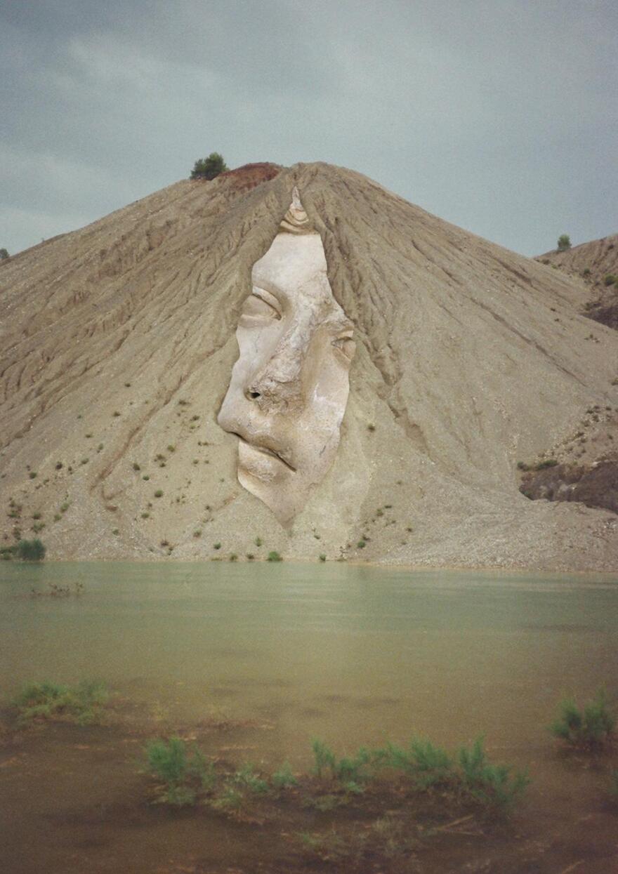 Ο Θόδωρος Αγγελόπουλος «επιστρέφει» στην αγαπημένη του Θεσσαλονίκη δέκα χρόνια μετά τον θάνατό του