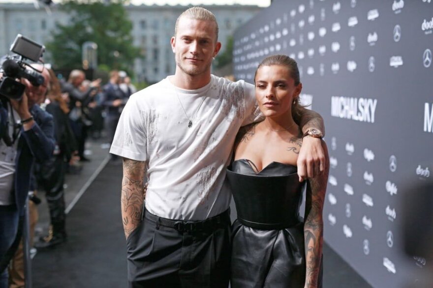 Η Ντιλέτα Λεότα στα... δίχτυα του Λορίς Κάριους - Δείτε φωτογραφίες