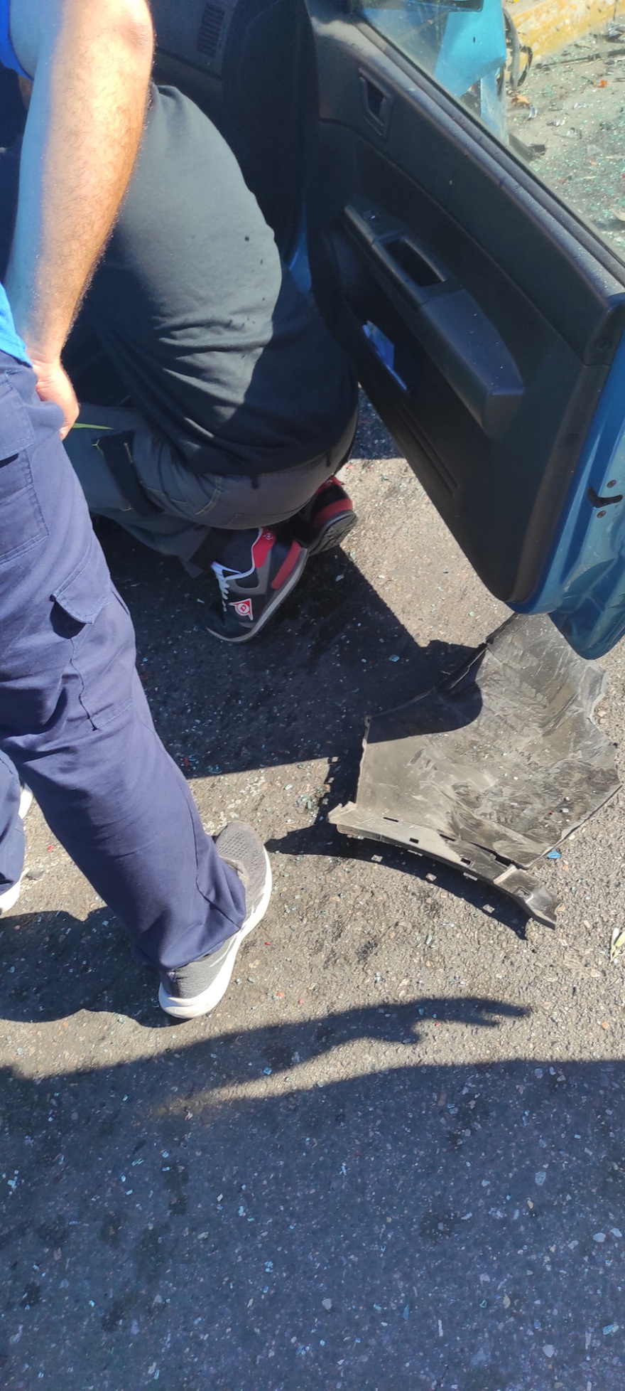 Κίνηση στους δρόμους: Τροχαίο με δύο τραυματίες στη Μεσογείων - Άνοιξε το ρεύμα προς Γέρακα