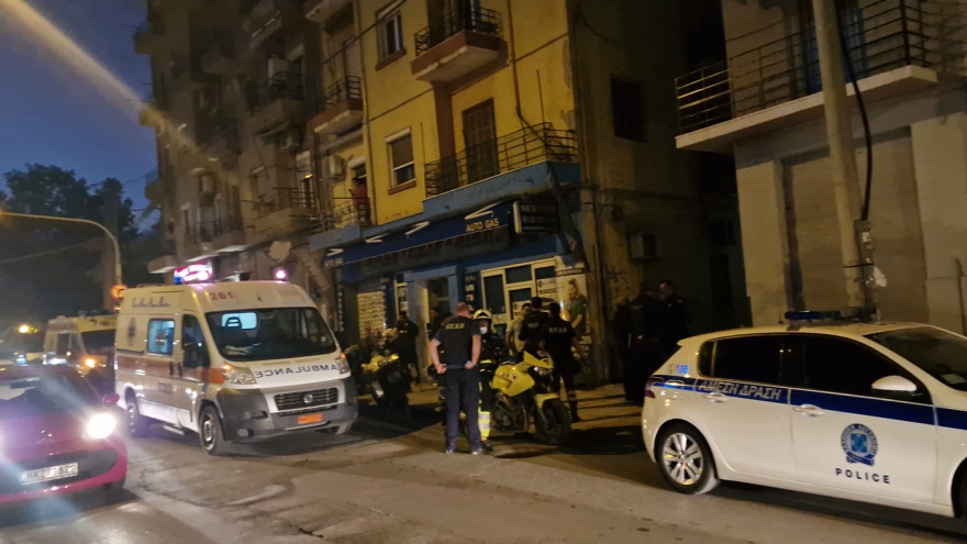 Θεσσαλονίκη: Νεκρός 45χρονος που έπεσε από τον τέταρτο όροφο πολυκατοικίας