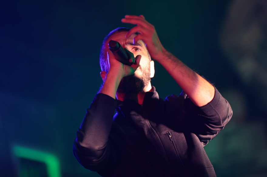 «Φωτιά» πήρε το Καυτανζόγλειο από 30.000 θεατές στη συναυλία του ΛΕΞ – Δείτε βίντεο και εικόνες