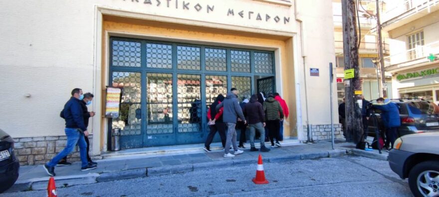 Καστοριά: Απολογούνται οι αστυνομικοί μέλη της σπείρας που έβγαλε 700.000 ευρώ από διακίνηση μεταναστών